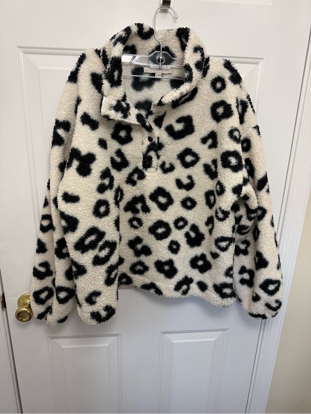 Loft Cow Print Fuzzy Teddy Bear Fleece Pullover Size Large Cozy Comfy
